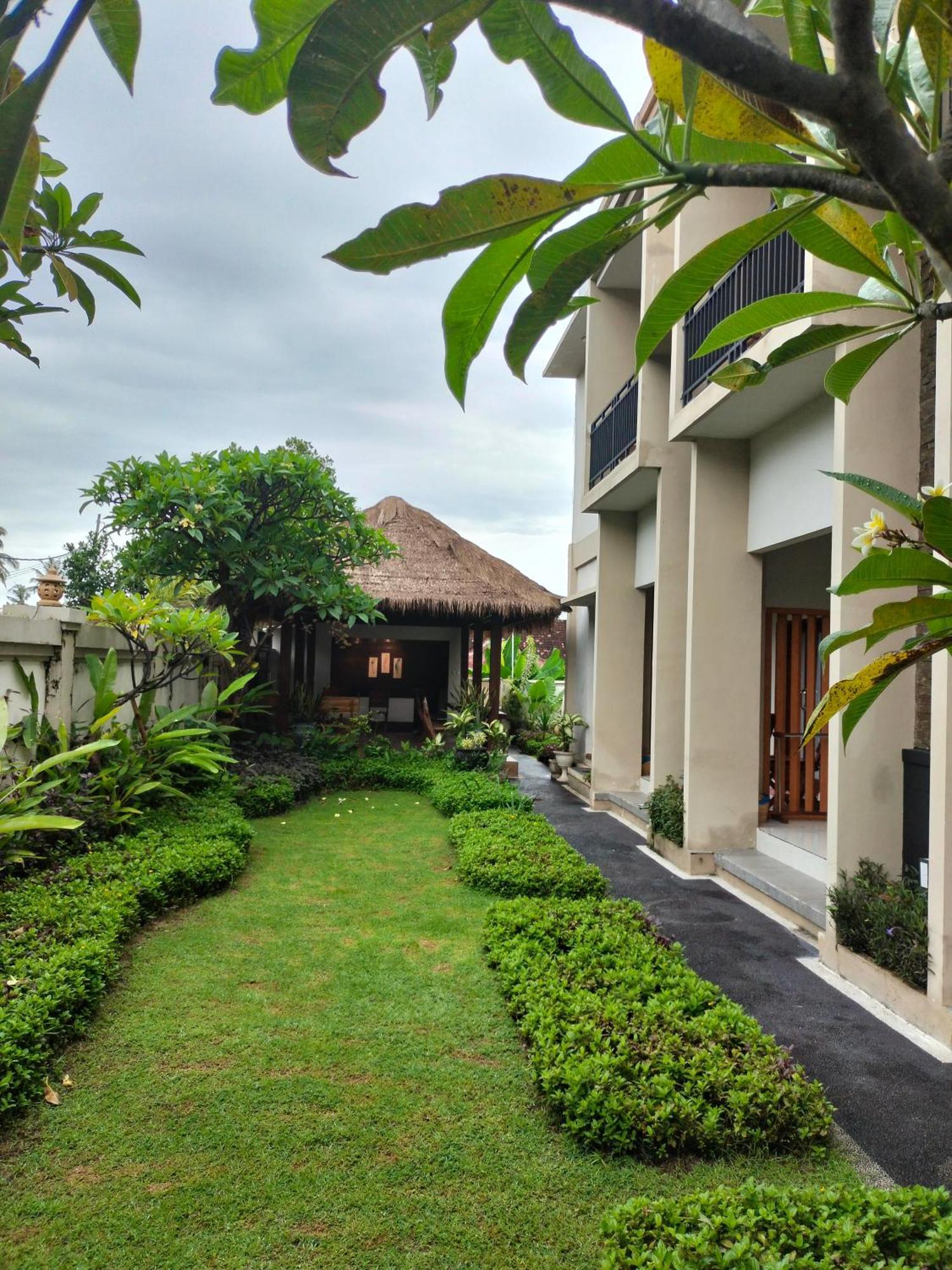 Semilir Inn Senggigi Zewnętrze zdjęcie